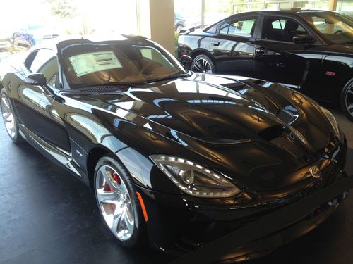 2013 dodge srt viper gts coupe