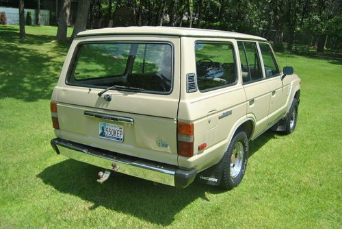 1987 FJ60 , TAN, ALL ORIGINAL, NO RESERVE, image 2