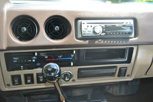 1987 FJ60 , TAN, ALL ORIGINAL, NO RESERVE, image 9
