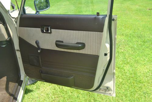 1987 FJ60 , TAN, ALL ORIGINAL, NO RESERVE, image 19