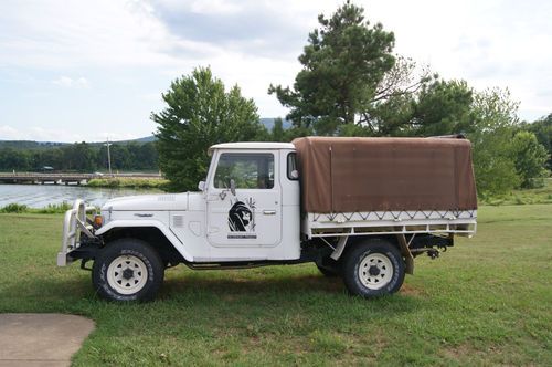 1980 toyota land cruiser fj45 pickup right hand drive