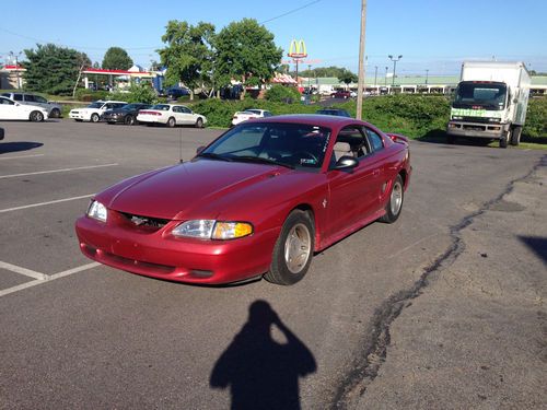 Beautiful 1998 ford mustang v6 coupe 5 speed manual inspected like new come look