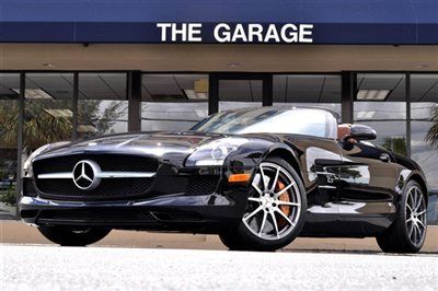 2012 mercedes-benz sls amg roadster 6.6l 563hp v8,ceramic brakes,only 600 miles!