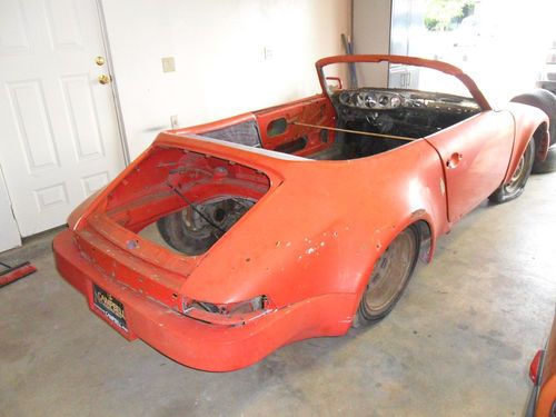 Porsche 911 930 slant nose speedster solid roller project sc