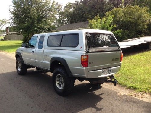 2004 mazda b4000 se extended cab pickup 4-door 4.0l