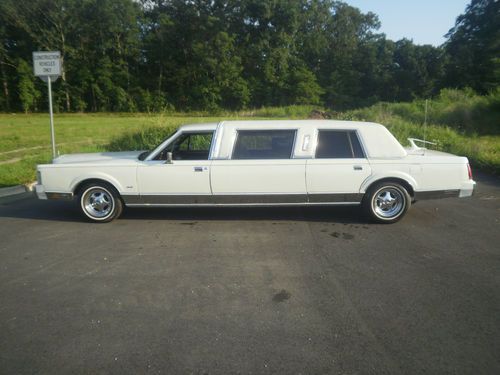 1988 lincoln towncar limousine