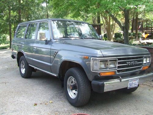 1990 toyota land cruiser base sport utility 4-door 4.0l