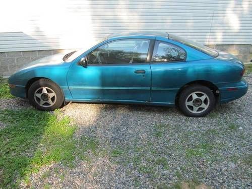 1997 pontiac sunfire se coupe 2-door 2.4l