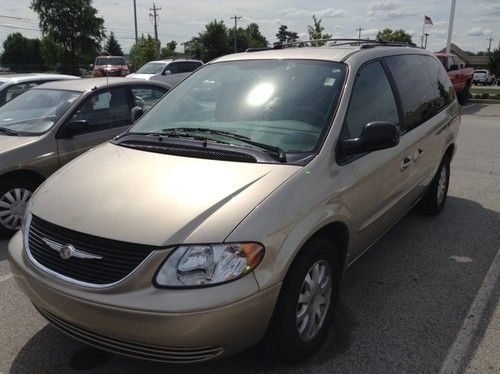 2003 chrysler town &amp; country lx