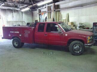 Chevrolet 3500 truck w/ service body. 2wd, dually. 454, at,runs good, needs tran