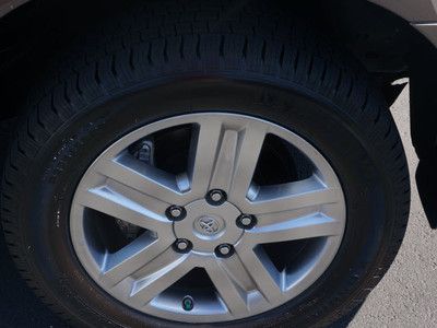2010 Tundra Crew Max Limited TRD Navigation Leather Moonroof 4WD bt 20 in wheels, US $39,991.00, image 16