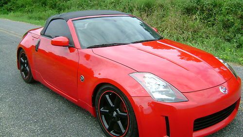 2004 350z roadster touring 6 speed red/black keyless low miles nice