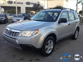 2011 forester awd w/only 14k miles 1-owner only perfect condition florida car