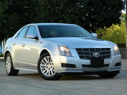 2010 cadillac cts luxury 3.0l 29k like new htd leather voice direction onstar