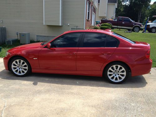 2007 bmw 328i.factory navigation, power seats, no accidents, clear title.