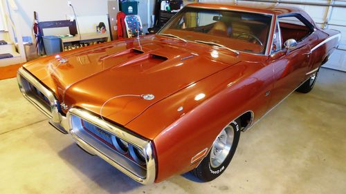 1970 super bee, 383, bucket/console auto, match #'s, rotisserie, all docs !