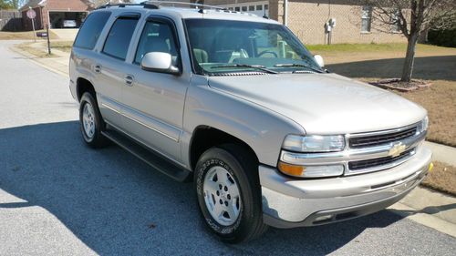 2004 tahoe lt very clean great options