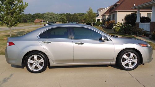 2009 acura tsx technology package silver, with black leather interior clean