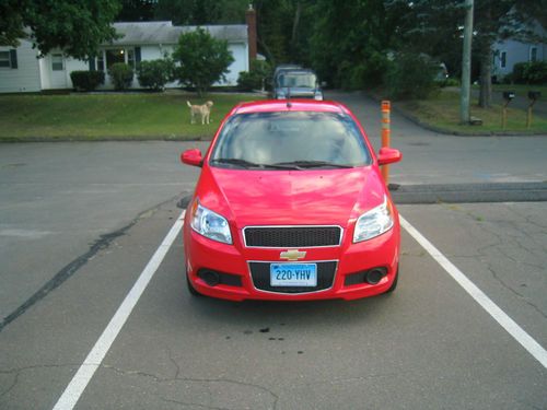 2011 chevy aveo 5- only 10k miles