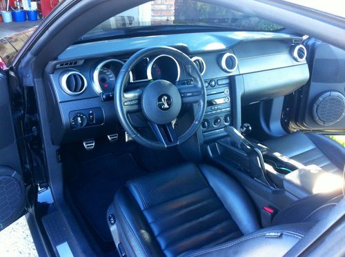 2009 Ford Mustang Shelby GT500 Coupe 2-Door 5.4L, image 10