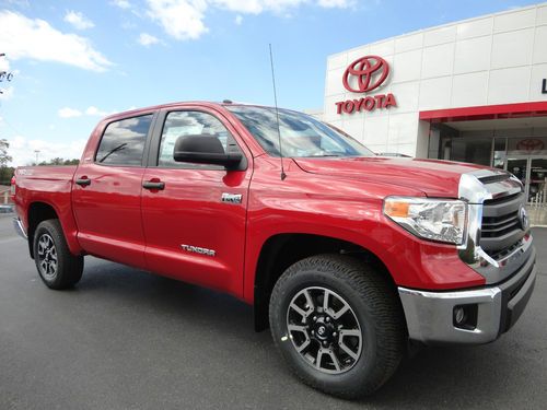 New 2014 tundra crewmax trd off road v8 4x4 rear view camera barcelona red 4wd