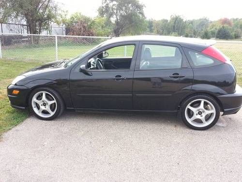 2003 ford focus svt hatchback 5-door 2.0l