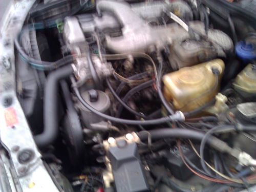 Mercedes Benz 190d 2.5 Turbo Diesel 155k. Grey on blue. very little rust, US $3,100.00, image 15