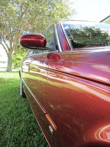 2004 Jaguar XJR Sedan 4-Door 4.2L Supercharged | LOADED & EXQUISITE, image 6
