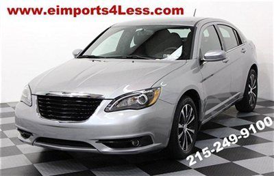 2013 chrysler 200 s sedan auto trans heated seats ipod input local trade-in