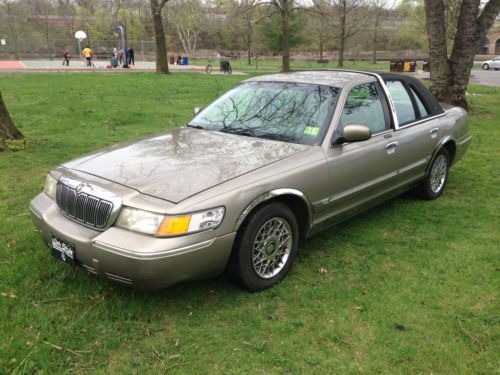 2001 Mercury Grand Marquis GS LEATHER VERY GOOD CONDITION NO RESERVE, image 2