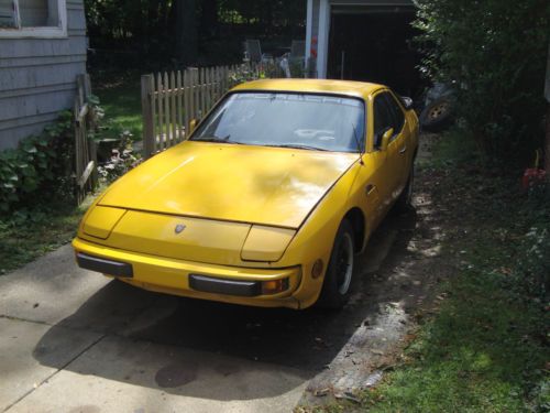 1979 porsche 924 base coupe 2-door 2.0l