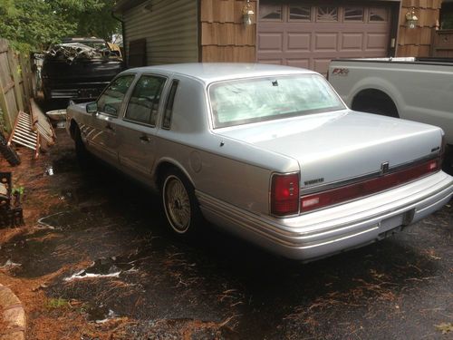 1994 lincoln town car clean cheap needs minor work 123k miles