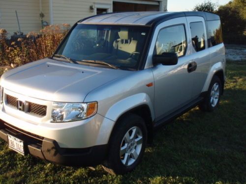 2011 honda element ex sport utility 4-door 2.4l