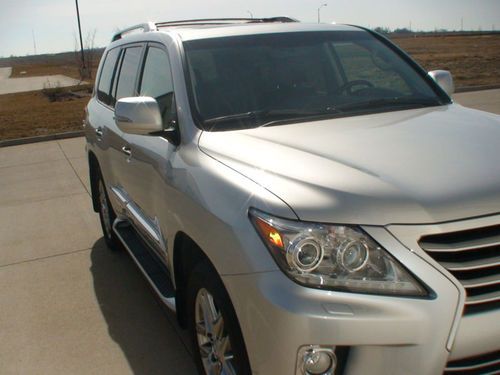 2013 lexus lx570