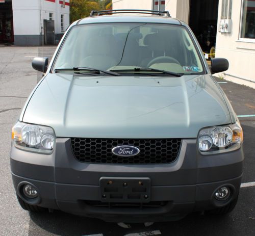 2005 ford escape xlt sport utility 4-door 3.0l