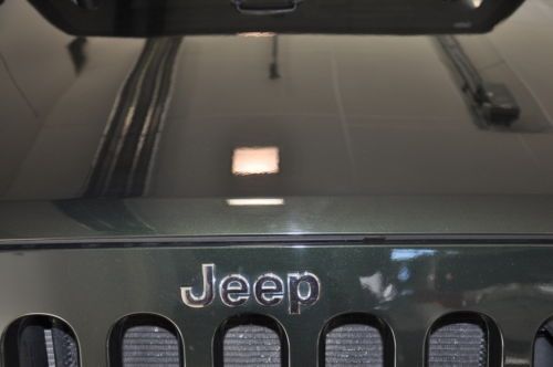 3.8L V6 AUTO ONE OWNER TRADE HARD SOFT TOP 4WD LWO-TONE LEATHER POWER WINDOWS CD, image 17