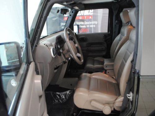 3.8L V6 AUTO ONE OWNER TRADE HARD SOFT TOP 4WD LWO-TONE LEATHER POWER WINDOWS CD, image 31