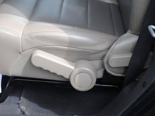 3.8L V6 AUTO ONE OWNER TRADE HARD SOFT TOP 4WD LWO-TONE LEATHER POWER WINDOWS CD, image 39