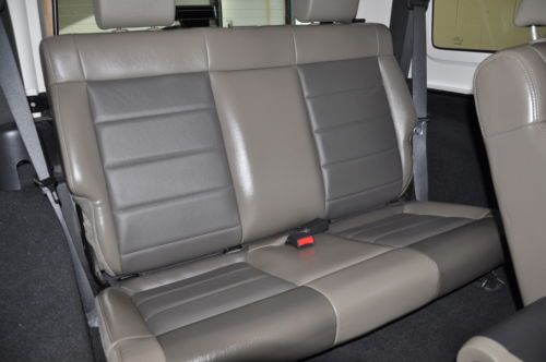 3.8L V6 AUTO ONE OWNER TRADE HARD SOFT TOP 4WD LWO-TONE LEATHER POWER WINDOWS CD, image 45