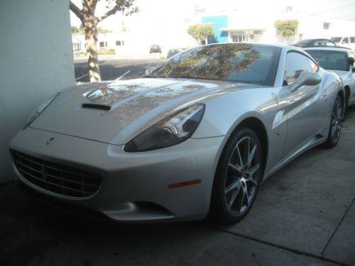 2013 ferrari california  500 miles ,salvage !!!!