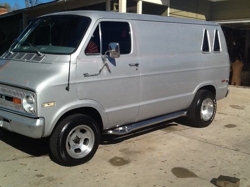 1973 dodge tradesman street van 70's style shorty van california special low res