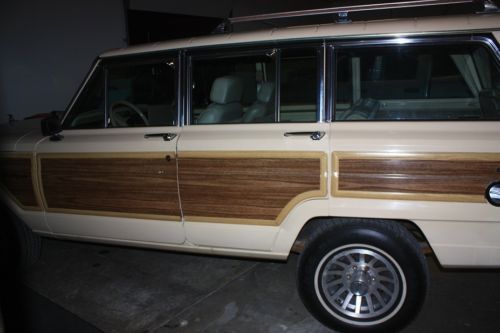 1989 jeep grand wagoneer base sport utility 4-door 5.9l