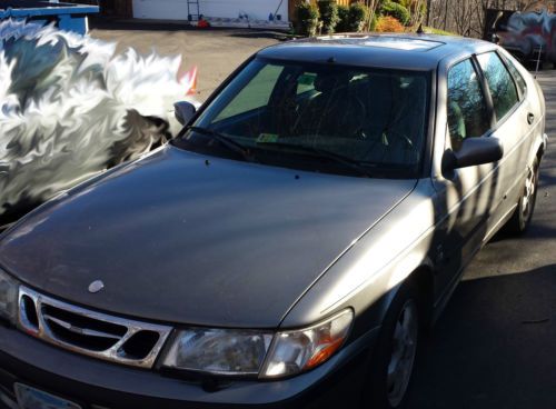 2001 saab 9-3 se hatchback 4-door 2.0l
