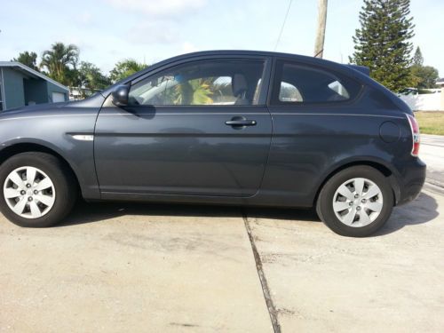 2010 Hyundai Accent 2-Door Hatchback, US $5,500.00, image 3