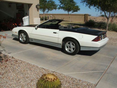 1988 chevrolet camaro base convertible 2-door 5.0l