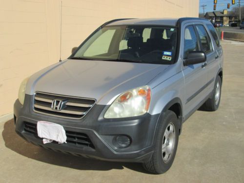 Silver honda cr-v lx