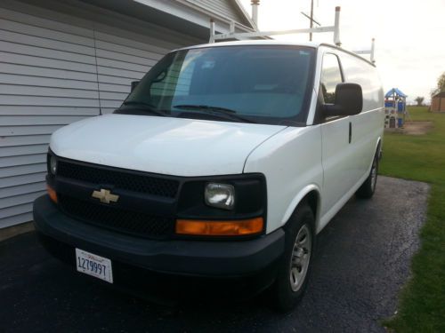 2009 chevrolet express 1500 5.3l awd! adrian steel shelving included must sell!!