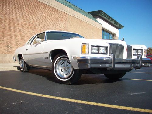 1976 pontiac grand prix - sj package- 79k miles- 400ci v8- show quality