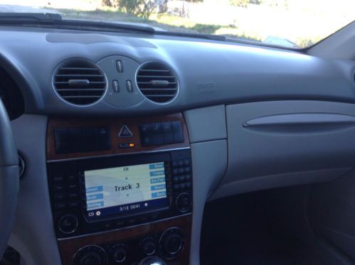 2005 Mercedes-Benz CLK320 Base Convertible 2-Door 3.2L, image 2