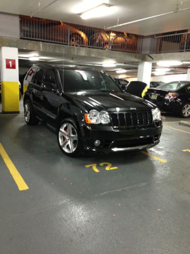 2009 jeep grand cherokee srt8 sport utility 4-door 6.1l